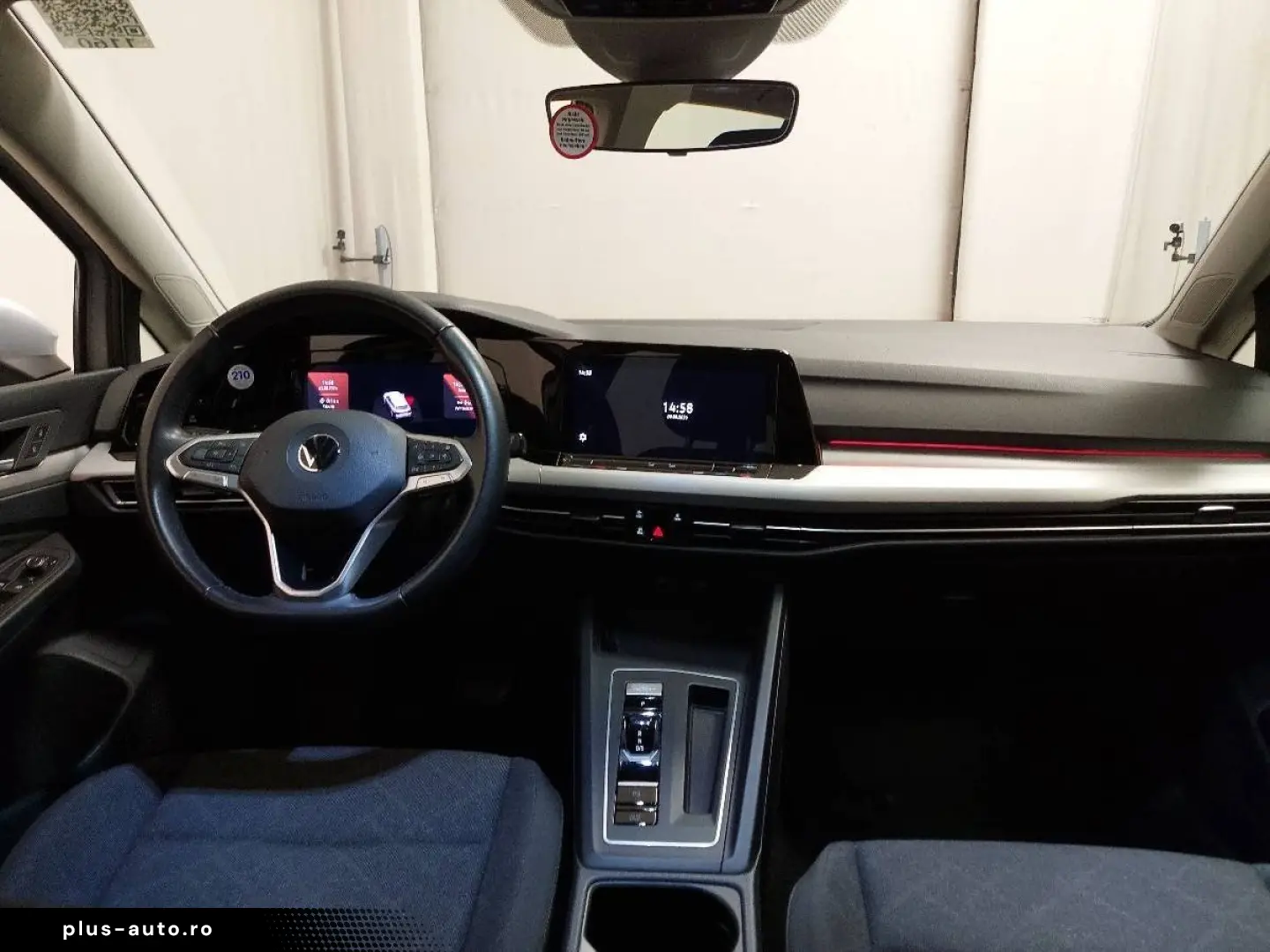 VW Golf-8 Var. 2.0 TDI Life Navi LED