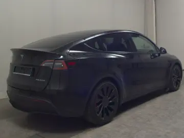 TESLA Model Y Performance Dual AWD NAVI
