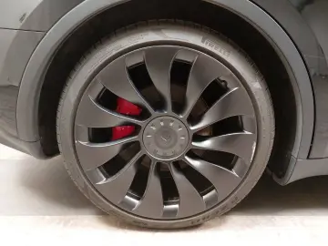 TESLA Model Y Performance Dual AWD NAVI