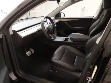 TESLA Model Y Performance Dual AWD NAVI