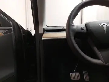 TESLA Model Y Performance Dual AWD NAVI