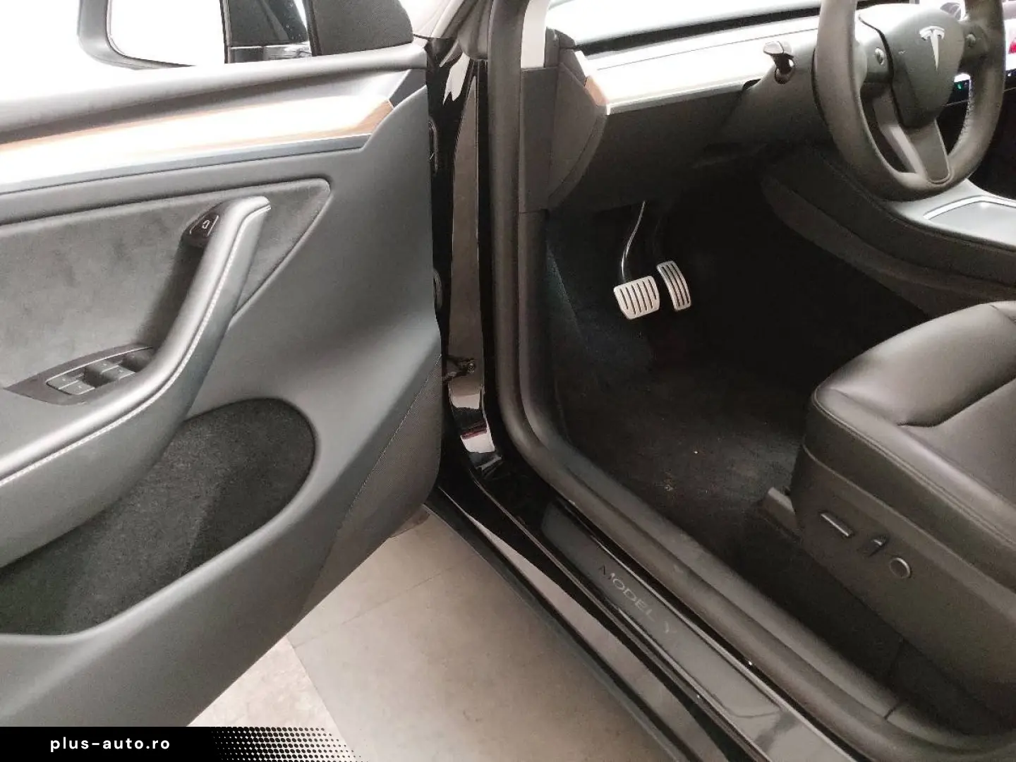 TESLA Model Y Performance Dual AWD NAVI