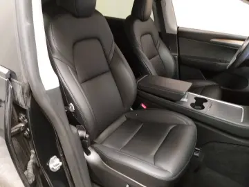 TESLA Model Y Performance Dual AWD NAVI