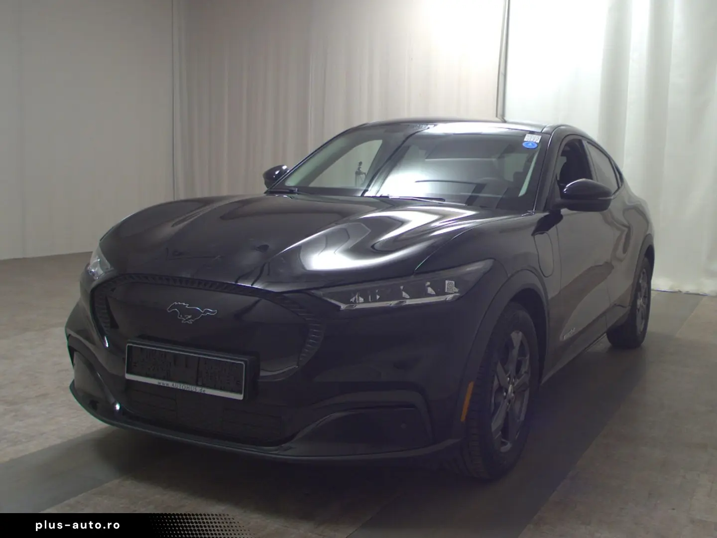 FORD Mustang Mach-E Navi LED