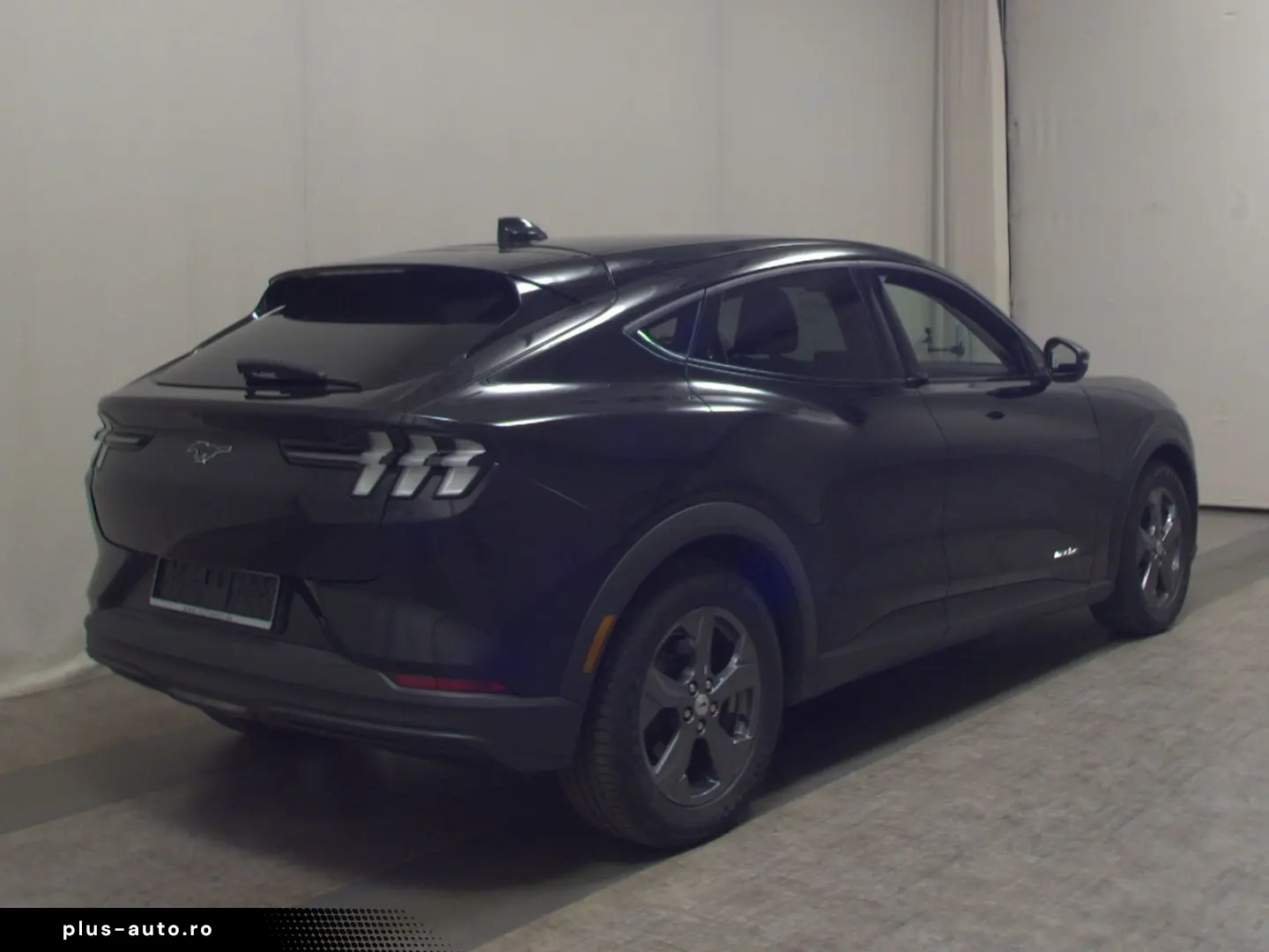 FORD Mustang Mach-E Navi LED