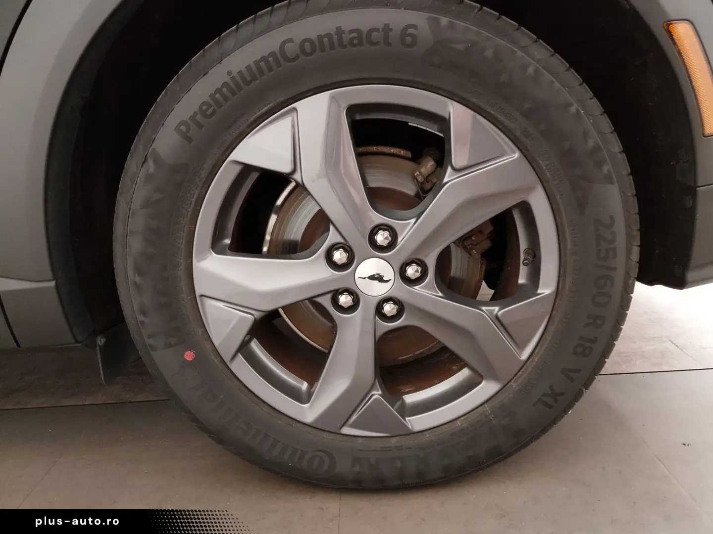 FORD Mustang Mach-E Navi LED