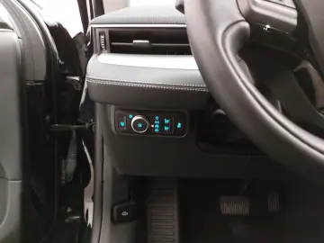 FORD Mustang Mach-E Navi LED