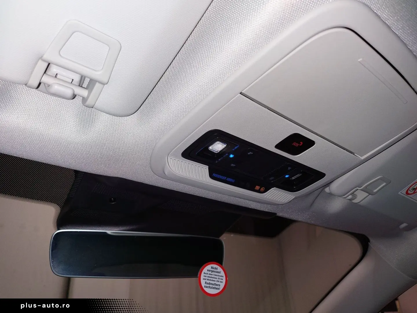 FORD Mustang Mach-E Navi LED