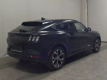 FORD Mustang Mach-E AWD GT LEDER LED PANO