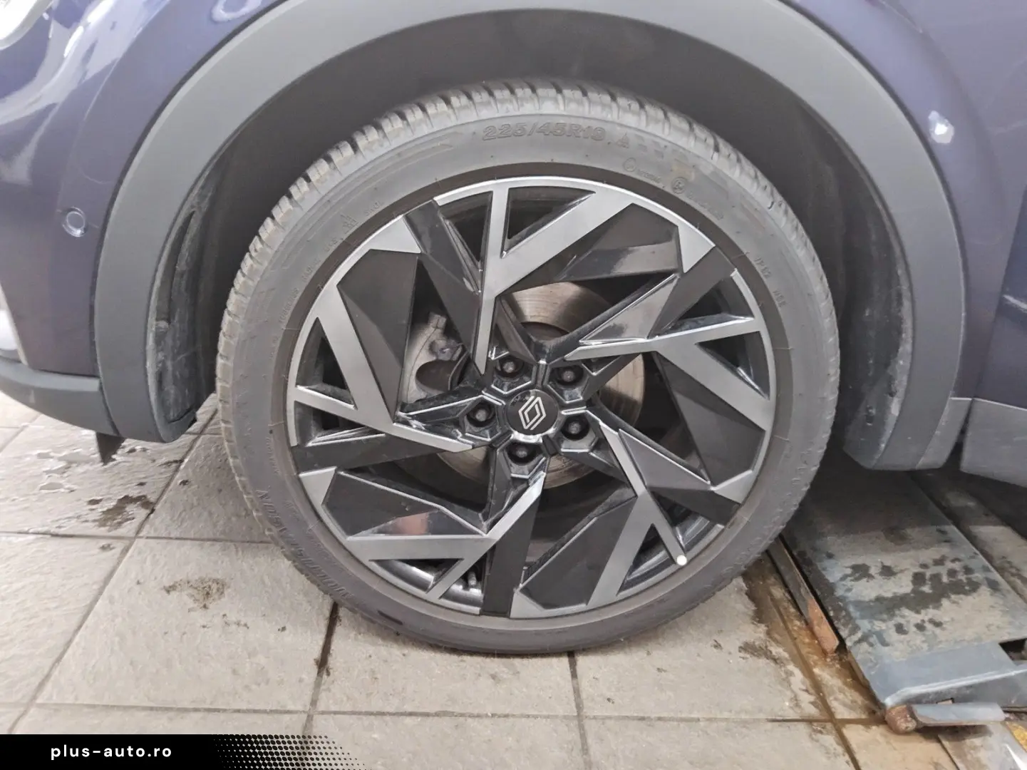 RENAULT Arkana 1.3 TCe Esprit Alpine T-Leder Navi LED