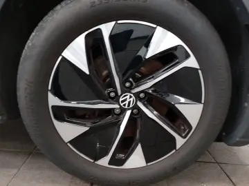 VW ID.4 Pro Performance Navi IQ.Light PDC