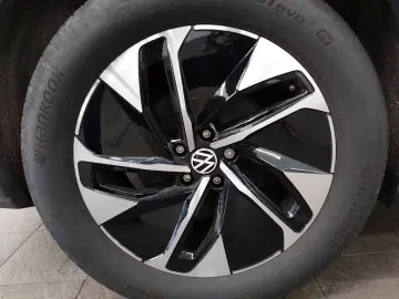 VW ID.4 Pro Performance Navi IQ.Light PDC
