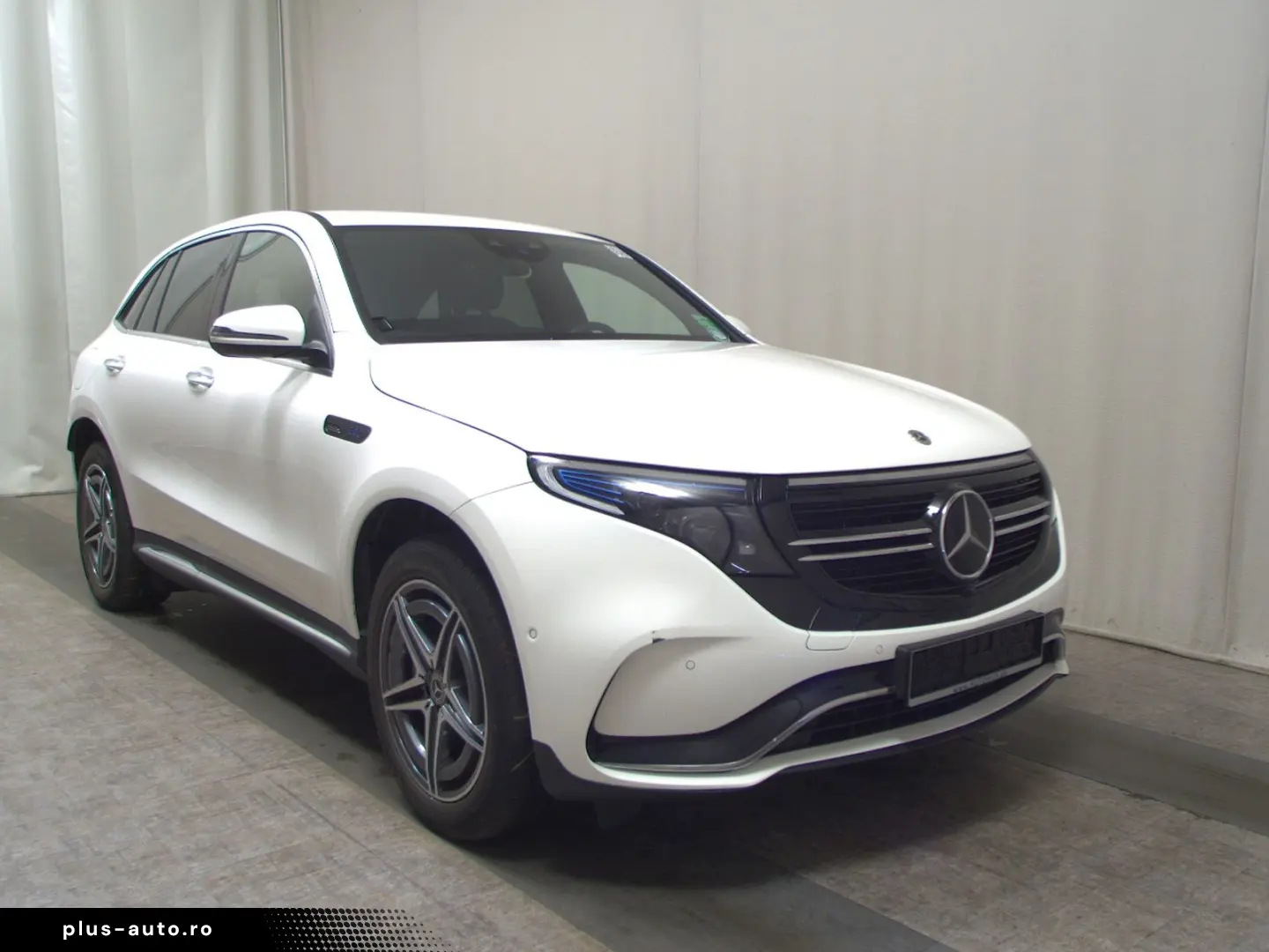 MERCEDES-BENZ EQC 400 4M AMG-Line T-Leder MBUX HuD