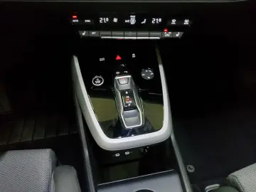 AUDI Q4 e-tron Sportback 40 e-tron S-Line Navi LED vc