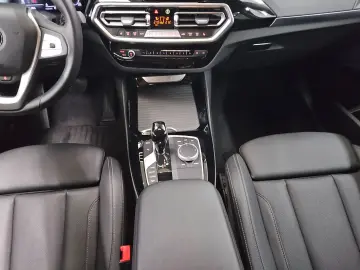 BMW X3 xDrive20d Leder Navi LED LC Prof. StHzg