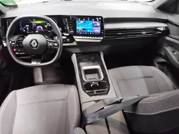 RENAULT Austral 1.3 TCe Evolution Navi LED