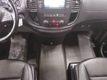 MERCEDES-BENZ Vito Lang CDI 4x4 Tourer Pro 8-Sitze