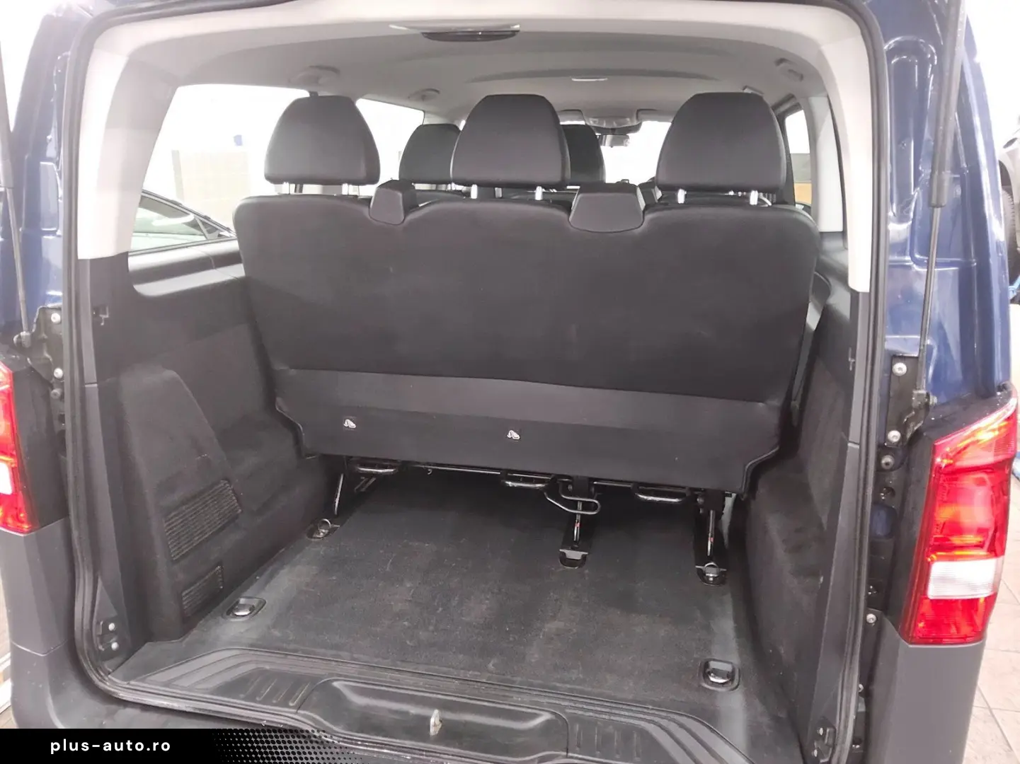 MERCEDES-BENZ Vito Lang CDI 4x4 Tourer Pro 8-Sitze