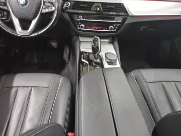 BMW 520e Touring Luxury-Line Leder LC-Pro Pano