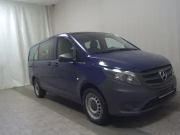 MERCEDES-BENZ Vito Lang CDI 4x4 Tourer Pro 8-Sitze Navi PDC