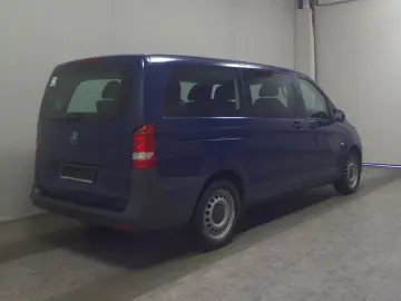 MERCEDES-BENZ Vito Lang CDI 4x4 Tourer Pro 8-Sitze Navi PDC