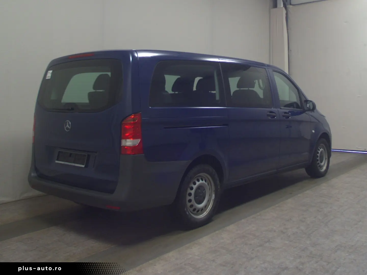 MERCEDES-BENZ Vito Lang CDI 4x4 Tourer Pro 8-Sitze Navi PDC