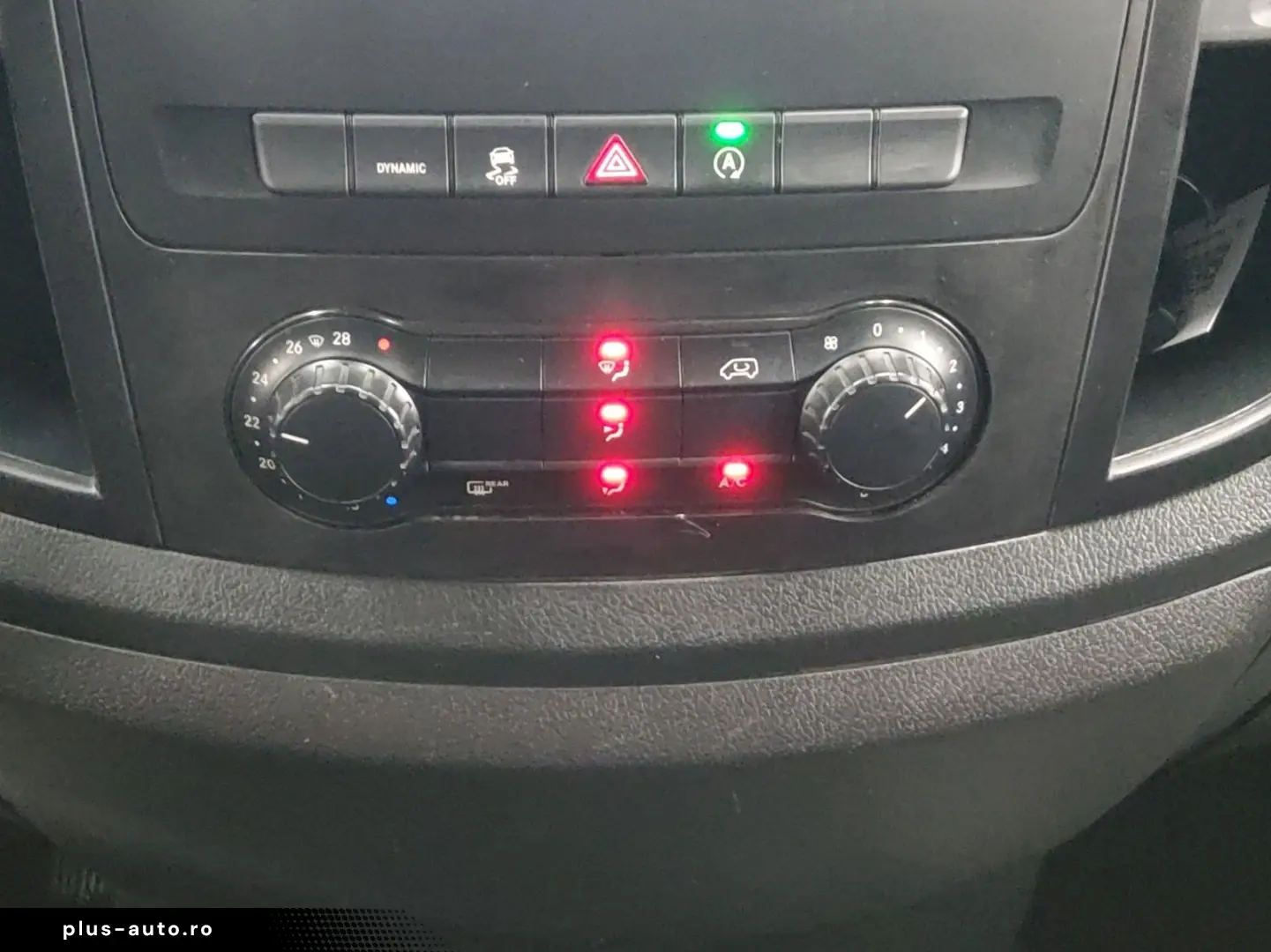 MERCEDES-BENZ Vito Lang CDI 4x4 Tourer Pro 8-Sitze Navi PDC