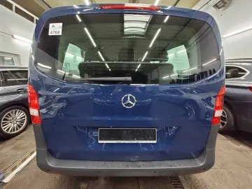 MERCEDES-BENZ Vito Lang CDI 4x4 Tourer Pro 8-Sitze Navi PDC