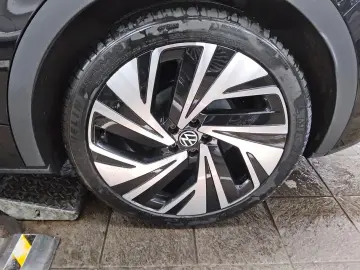 VW ID.5 NAVI LED PANO SHZ PDC