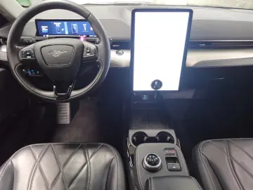 FORD Mustang Mach-E Leder Navi LED ACC