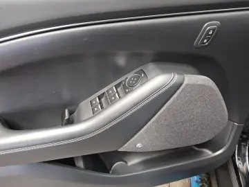 FORD Mustang Mach-E Leder Navi LED ACC