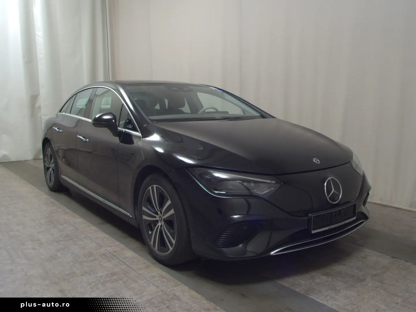 MERCEDES-BENZ EQE 300 Leder Digital-Light HuD Pano