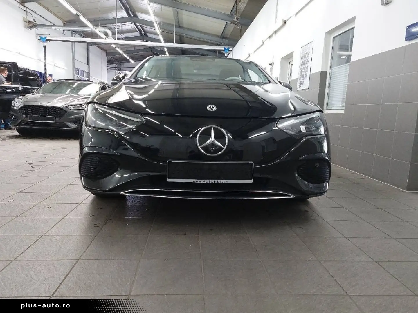 MERCEDES-BENZ EQE 300 Leder Digital-Light HuD Pano