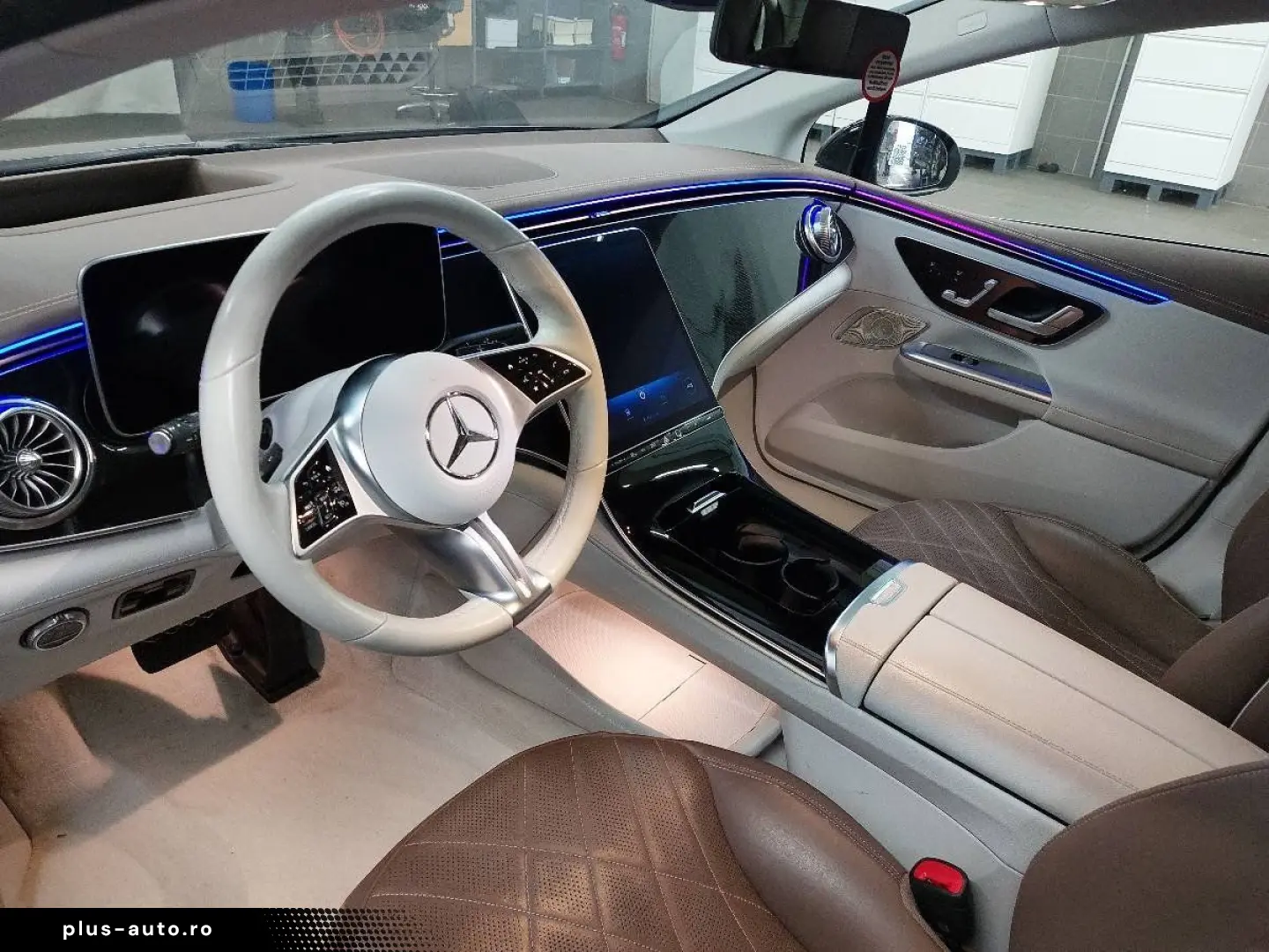 MERCEDES-BENZ EQE 300 Leder Digital-Light HuD Pano