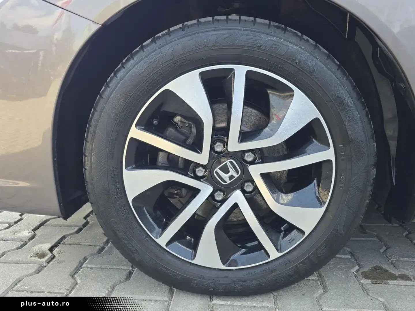 Honda Civic 1.8 - 140 Cp - Es   At