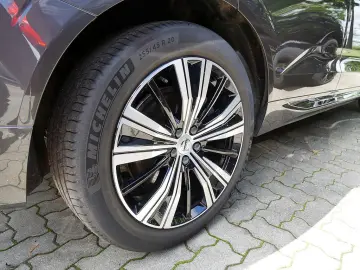 VOLVO XC60 B4 AWD Ultimate Bright