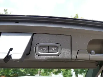 VOLVO XC60 B4 AWD Ultimate Bright