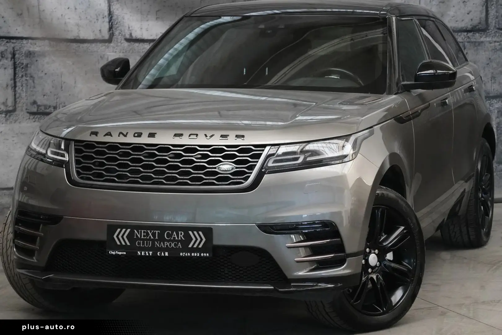 Land-Rover Range-Rover-Velar