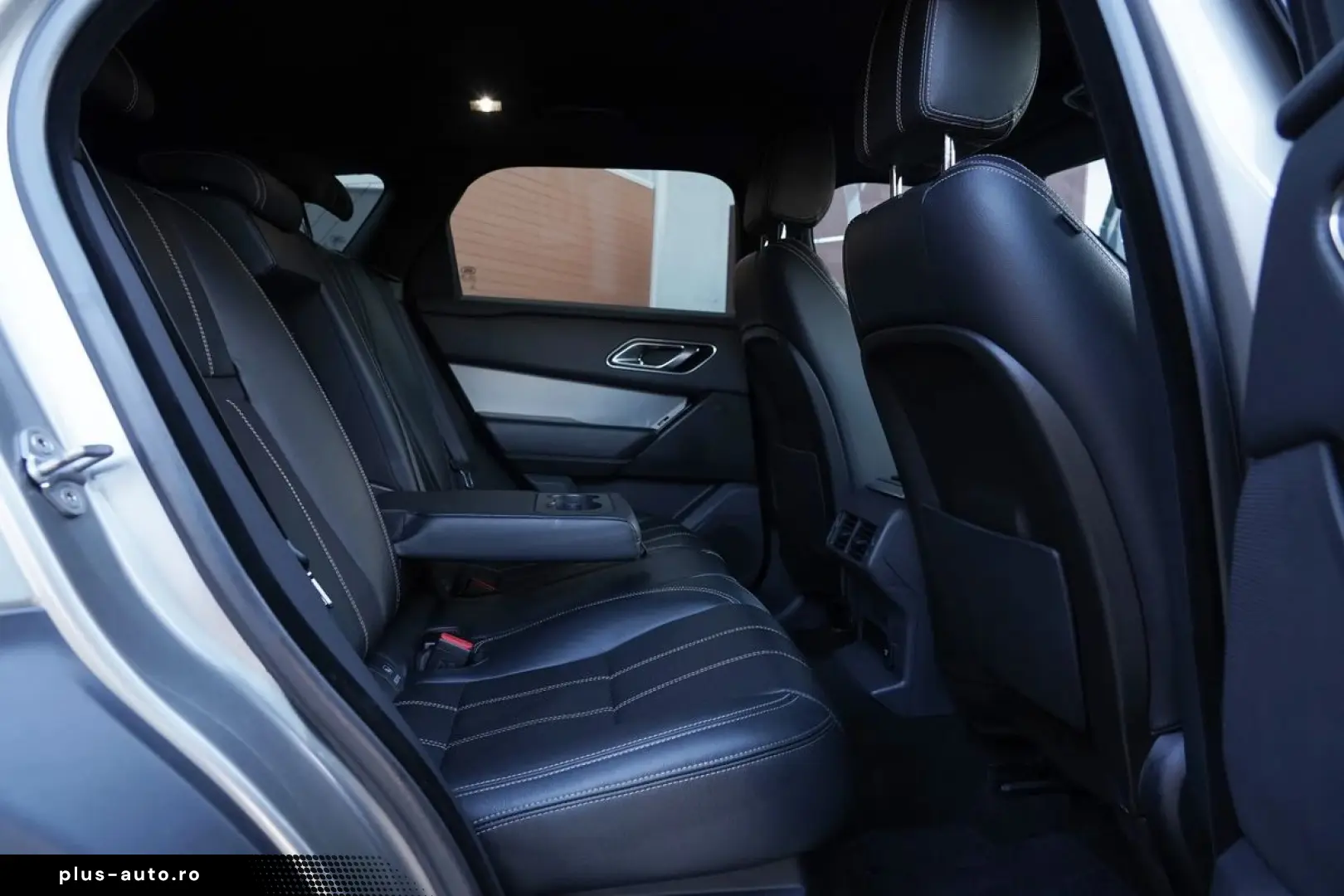 Land-Rover Range-Rover-Velar