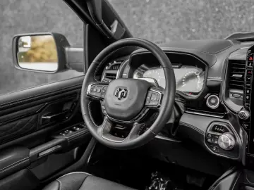 Dodge RAM 2026 5.7L V8 HEMI! RAM 1500 Limite