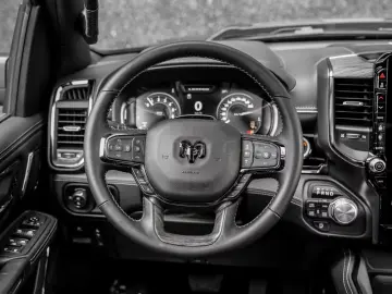 Dodge RAM 2026 5.7L V8 HEMI! RAM 1500 Limite