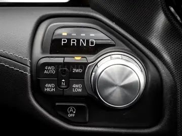 Dodge RAM 2026 5.7L V8 HEMI! RAM 1500 Limite