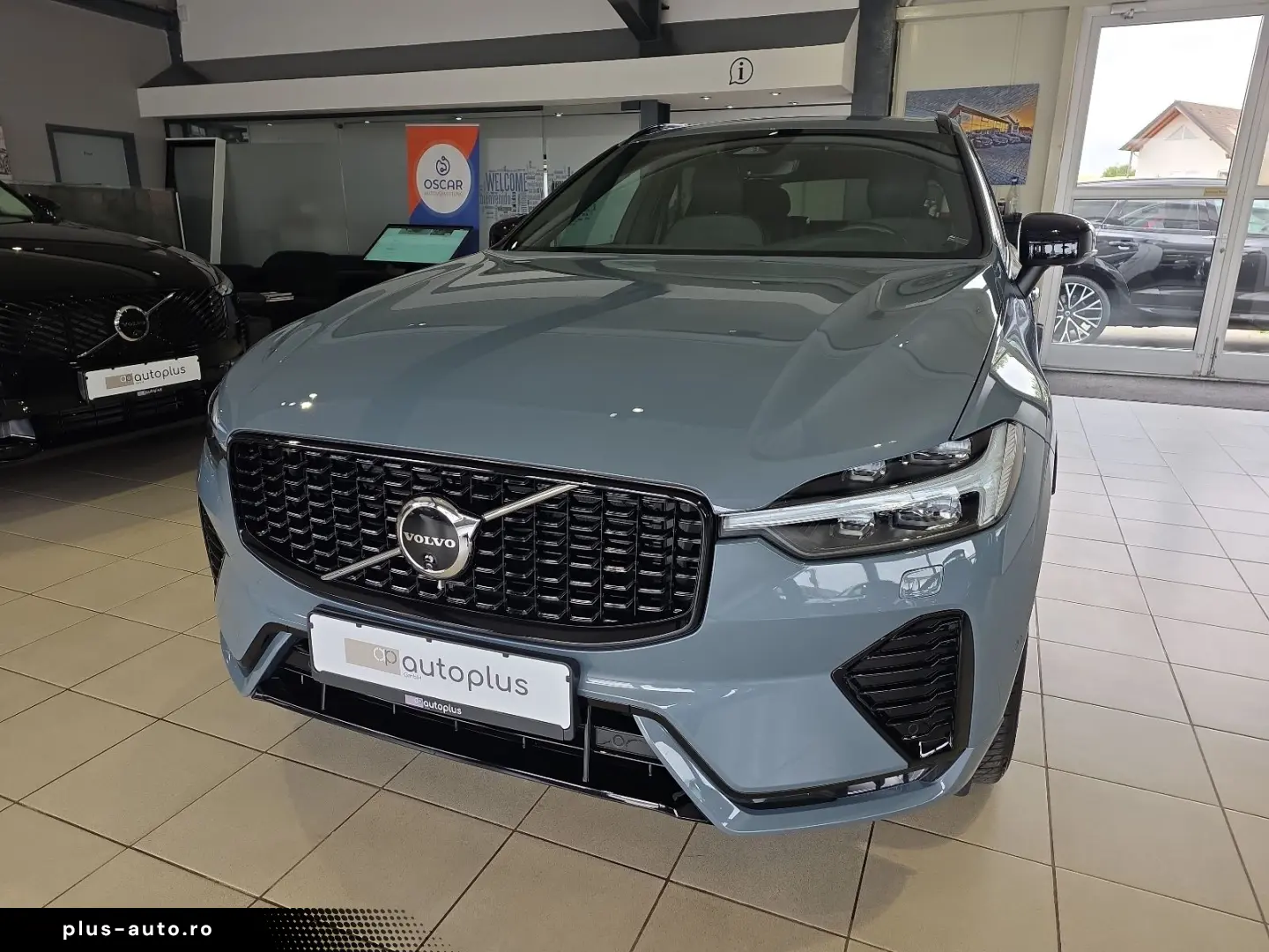 VOLVO XC60 B4 (D) Plus Dark AWD