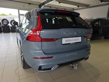 VOLVO XC60 B4 (D) Plus Dark AWD