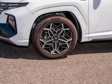 HYUNDAI Tucson 1.6 T-GDI N LINE HYBRID 4WD NAVI SOUND