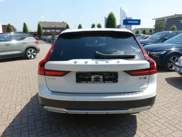 VOLVO V90 Cross Country Ultimate B5 AWD