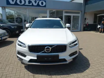 VOLVO V90 Cross Country Ultimate B5 AWD