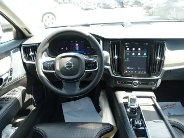 VOLVO V90 Cross Country Ultimate B5 AWD