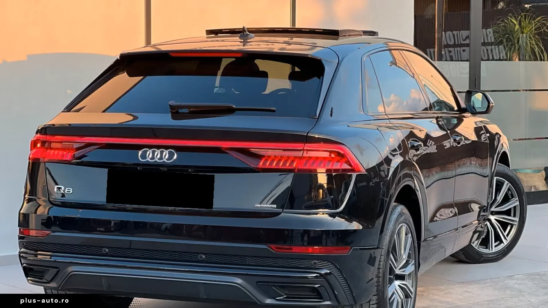 Audi Q8 50 TDI S line quattro Panoramic