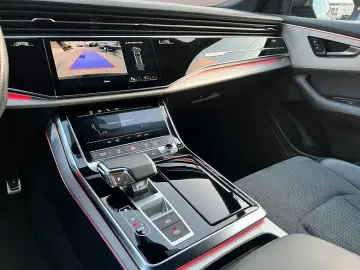 Audi Q8 50 TDI S line quattro Panoramic